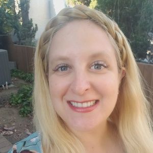 Meet your Posher, April